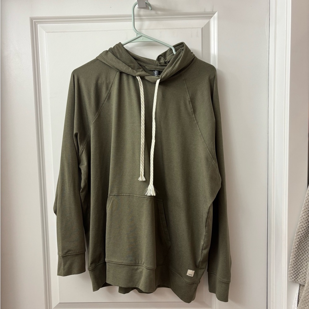 Vuori Olive Halo Oversized Hooded